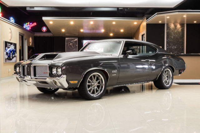 Frame Off Build! Mondello Built 455ci V8, Muncie M21 4-Speed, Posi, Disc, PS, PB 1972 Oldsmobile Cutlass 442 W-30 Tribute