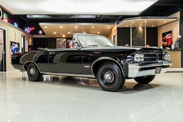 1964 Pontiac GTO Convertible - photo 10