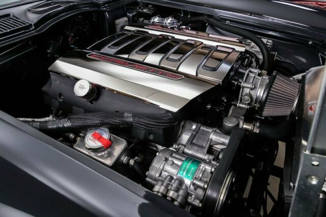 1964 Chevrolet Corvette Stingray Restomod - photo 3
