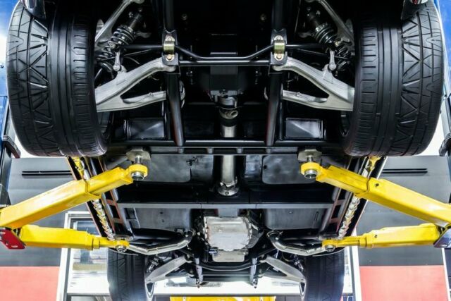 1964 Chevrolet Corvette Stingray Restomod - photo 4