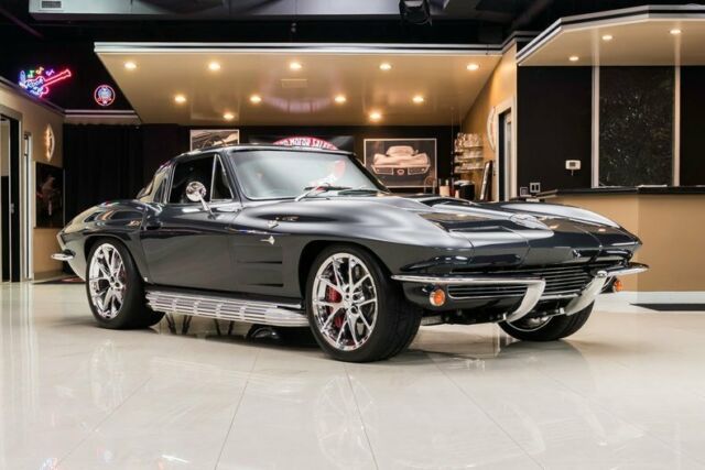 1964 Chevrolet Corvette Stingray Restomod - photo 8