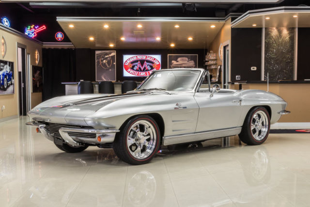 Frame Off Built, Restomod! LS2 V8, Bowtie 200R4 Automatic, 4W Disc, PS, PB, A/C 1963 Chevrolet Corvette Convertible Restomod