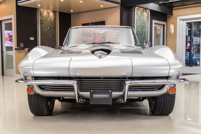 1963 Chevrolet Corvette Convertible Restomod - photo 11