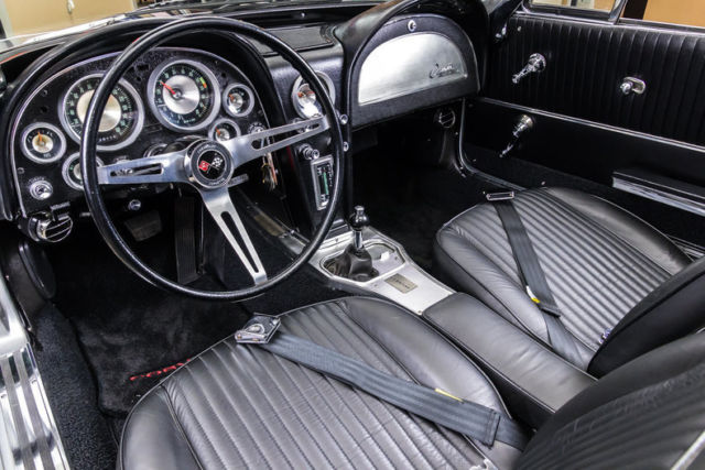 1963 Chevrolet Corvette Convertible Restomod - photo 2