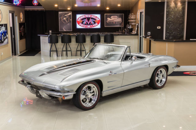 1963 Chevrolet Corvette Convertible Restomod - photo 8