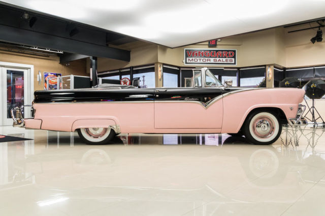 1955 Ford Fairlane Convertible - photo 10