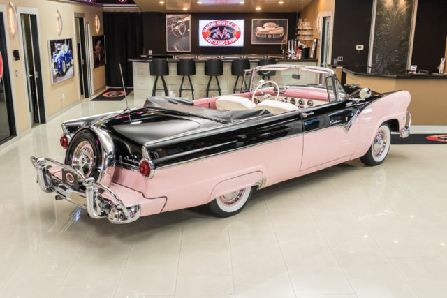 1955 Ford Fairlane Convertible - photo 12