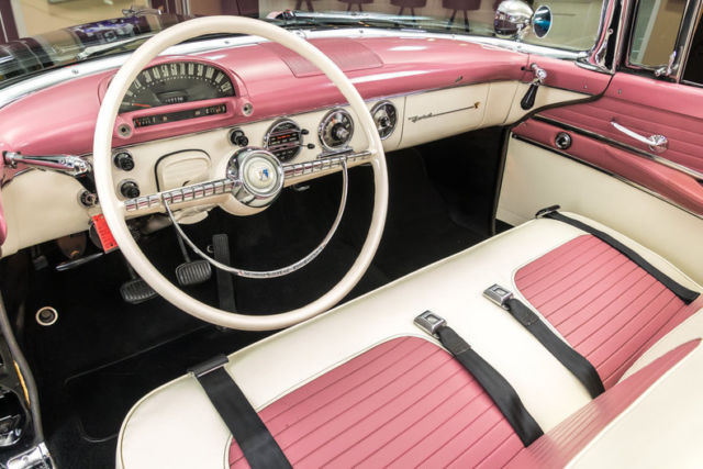 1955 Ford Fairlane Convertible - photo 2