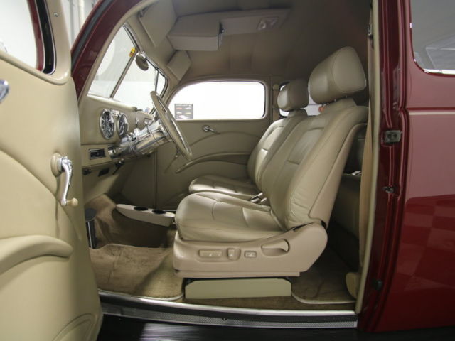 1937 Ford Club Coupe - photo 4