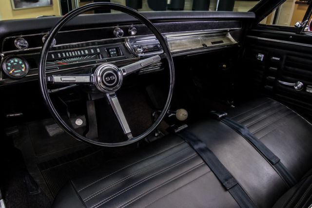 1967 Chevrolet Chevelle SS Convertible - photo 2