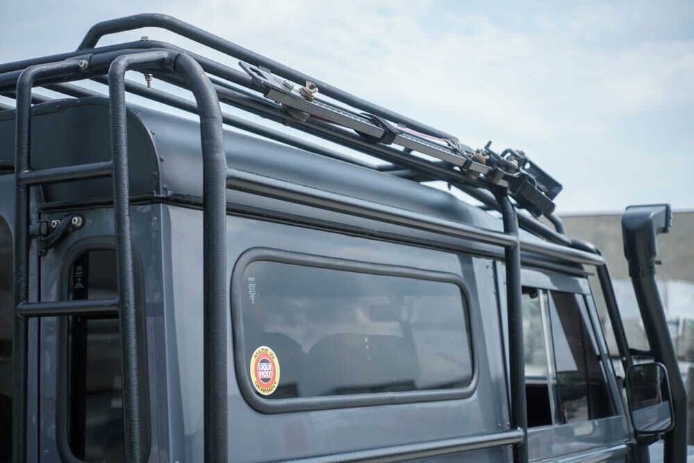1973 Land Rover Defender Custom 4x4 SUV - photo 10