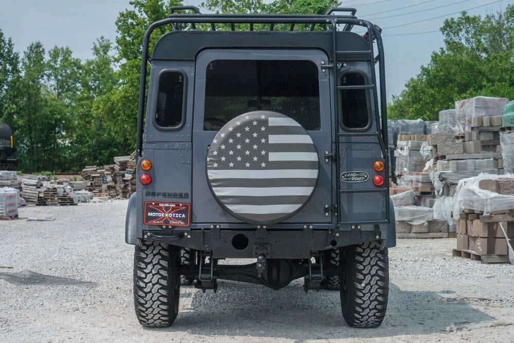 1973 Land Rover Defender Custom 4x4 SUV - photo 6