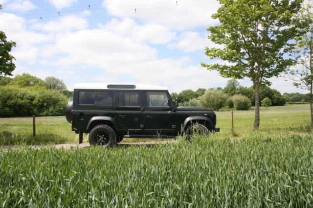Frame-off Restoration by Arkonik 1989 Land Rover Defender