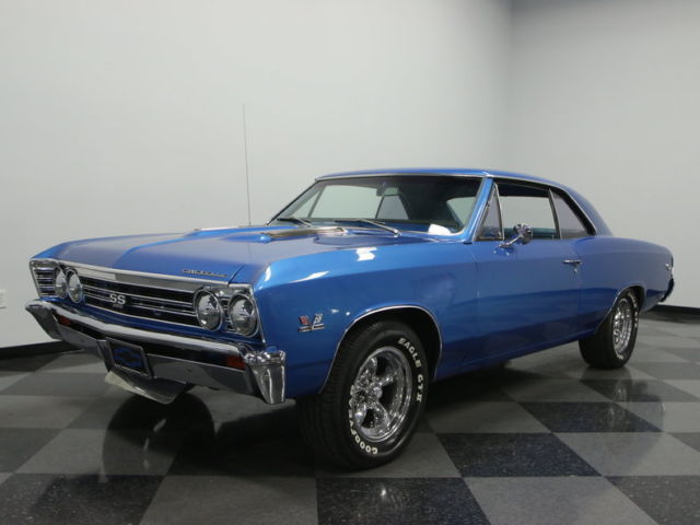 FRAME-OFF RESTORATION, FRESH 396 V8 W/450 HP, 4 SPD MANUAL, COLD AC, THE BEST! 1967 Chevrolet Chevelle