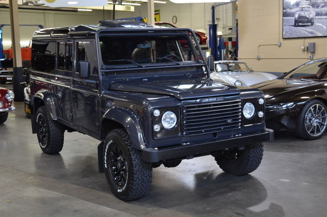 **FRAME OFF RESTORATION **ONLY 700 MILES SINCE COMPLETED 1985 Land Rover Defender 110