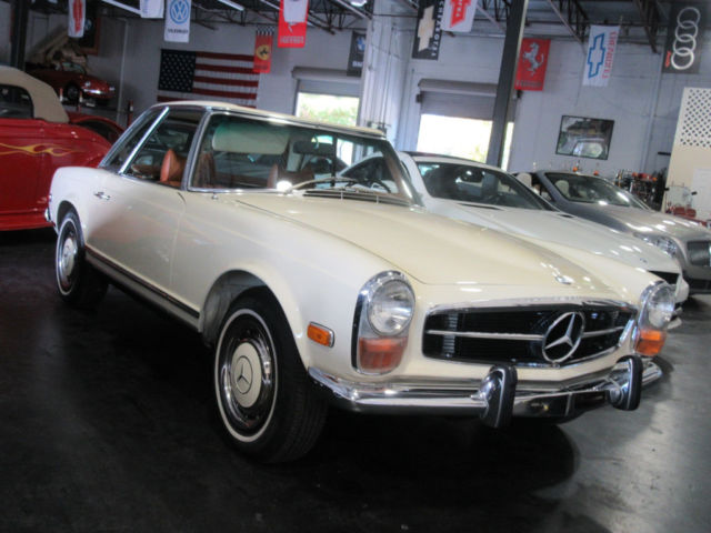 FRAME OFF RESTORATION PRISTINE CAR 280SL POGODA WATCH A LONG VIDEO AND 100 PICS 1971 Mercedes-Benz SL-Class SL280 280SL