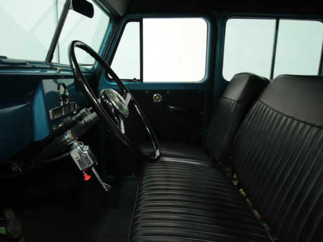 1951 Willys Station Wagon - photo 4