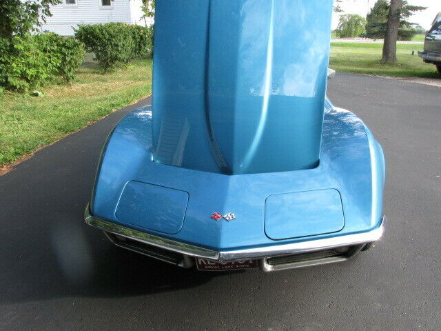 1969 Chevrolet Corvette 2dr convertable - photo 9