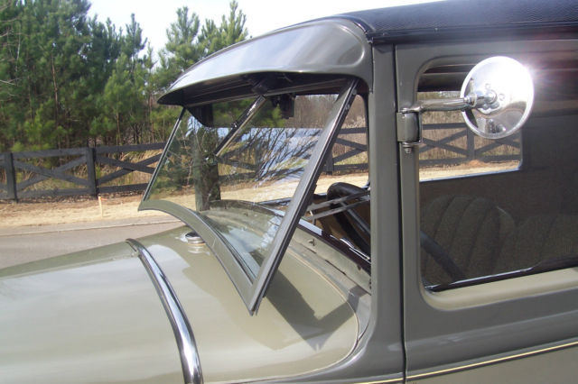 1930 Ford Model A Tudor Show Winner - photo 9