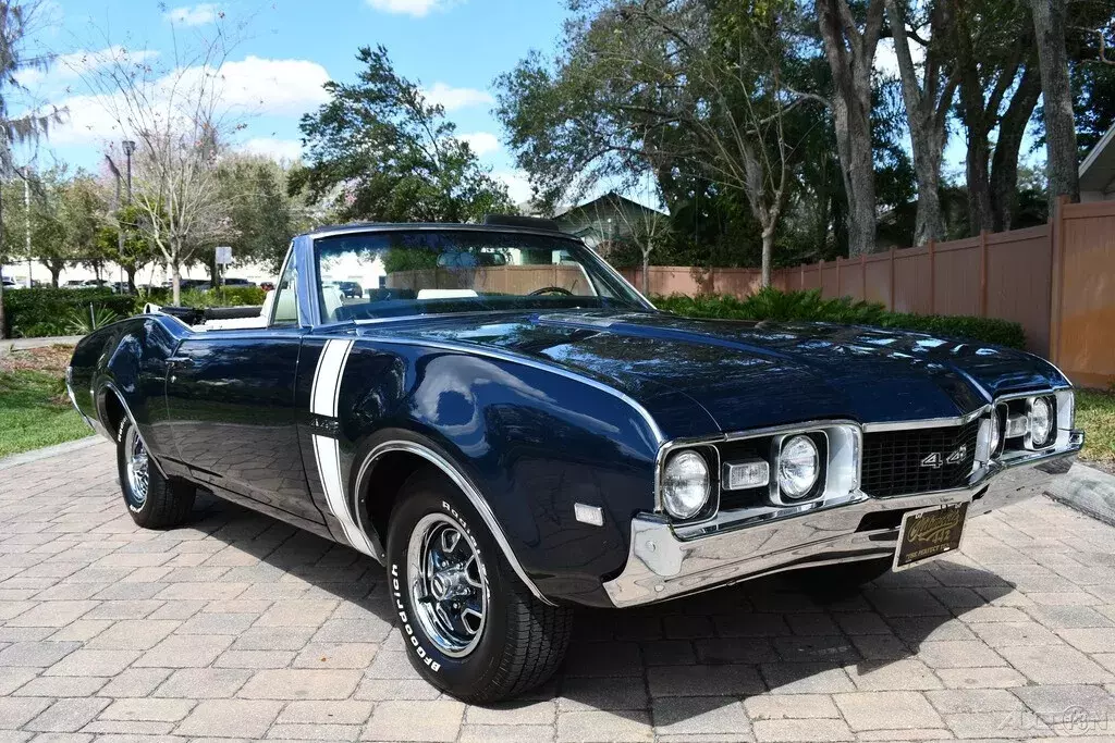 1968 Oldsmobile 442 Matching numbers 400 4 speed Stunning!!