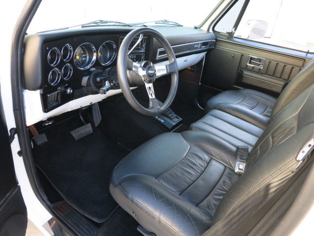1984 Chevrolet C-10 K10 4X4 Custom Deluxe - photo 11
