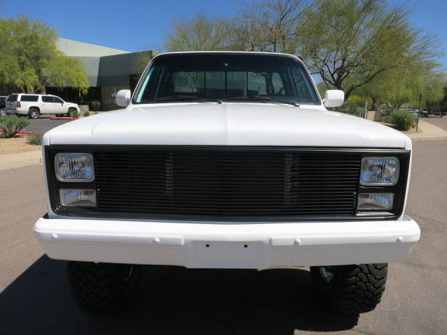 1984 Chevrolet C-10 K10 4X4 Custom Deluxe - photo 2