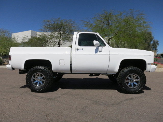1984 Chevrolet C-10 K10 4X4 Custom Deluxe - photo 7