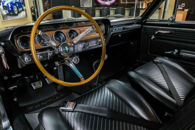 1965 Pontiac GTO - photo 2