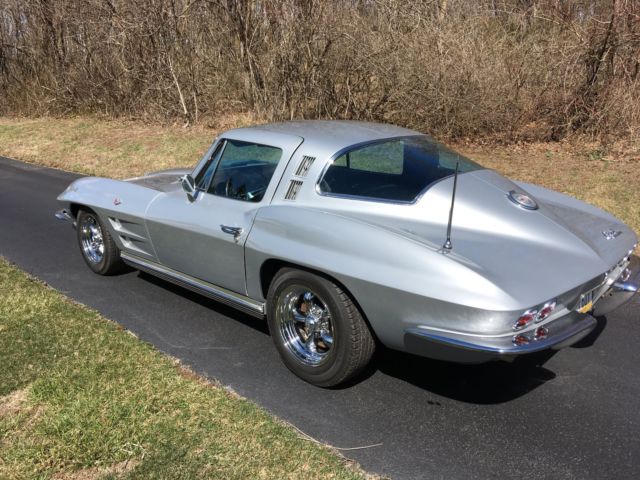 1964 Chevrolet Corvette - photo 3