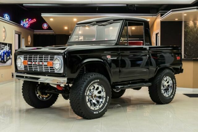 Frame Off Restored! Ford 302ci V8, C4 Automatic, PS, PB, Disc, 4X4, Documented! 1974 Ford Bronco 4X4