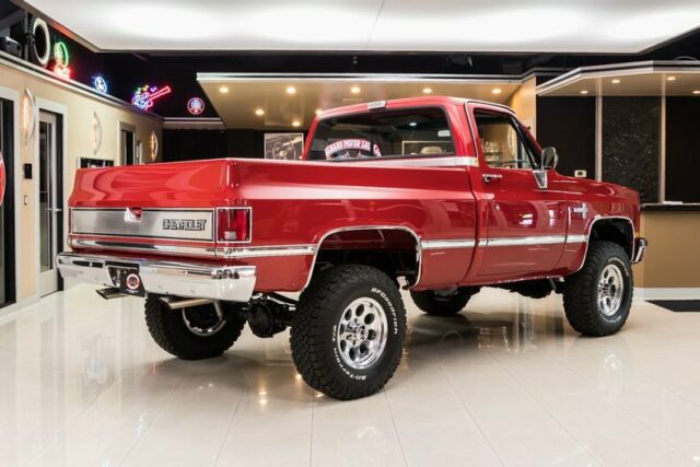 1987 Chevrolet Silverado 1500 4x4 Pickup - photo 11