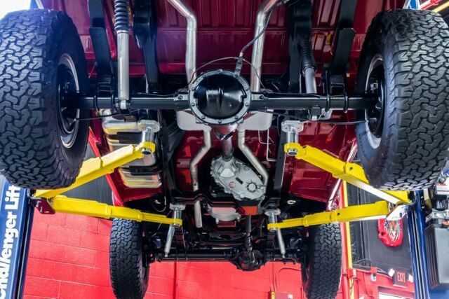 1987 Chevrolet Silverado 1500 4x4 Pickup - photo 4