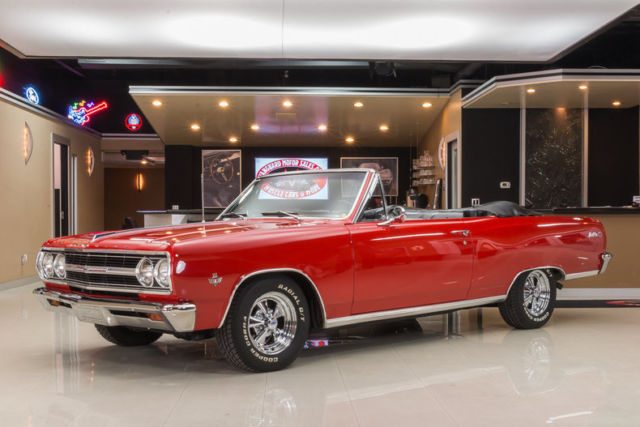 Frame Off Restored! GM 350ci Crate V8, 700R4 Automatic, PS, PB, Disc, Pwr Top! 1965 Chevrolet Malibu
