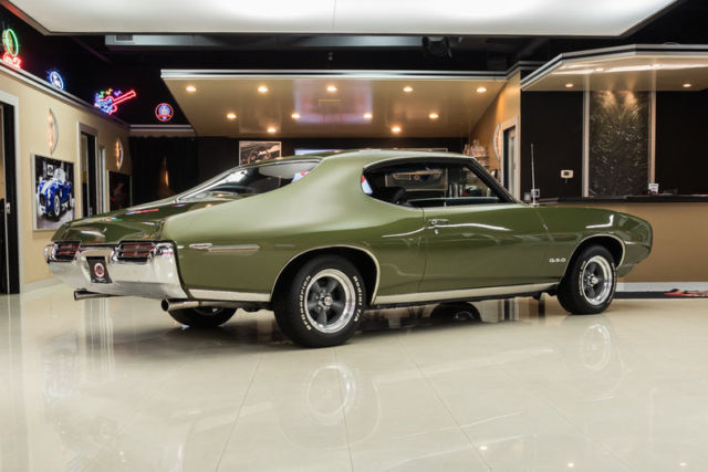 1969 Pontiac GTO - photo 11