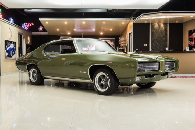 1969 Pontiac GTO - photo 8