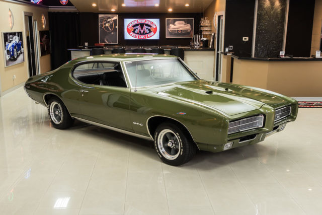 1969 Pontiac GTO - photo 9