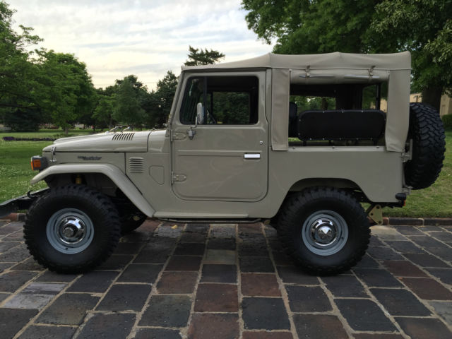 Frame Off Restored H55 5-Speed Power Steering BFG M/T 2.5" Lift 90+ Photos 1978 Toyota Land Cruiser FJ40
