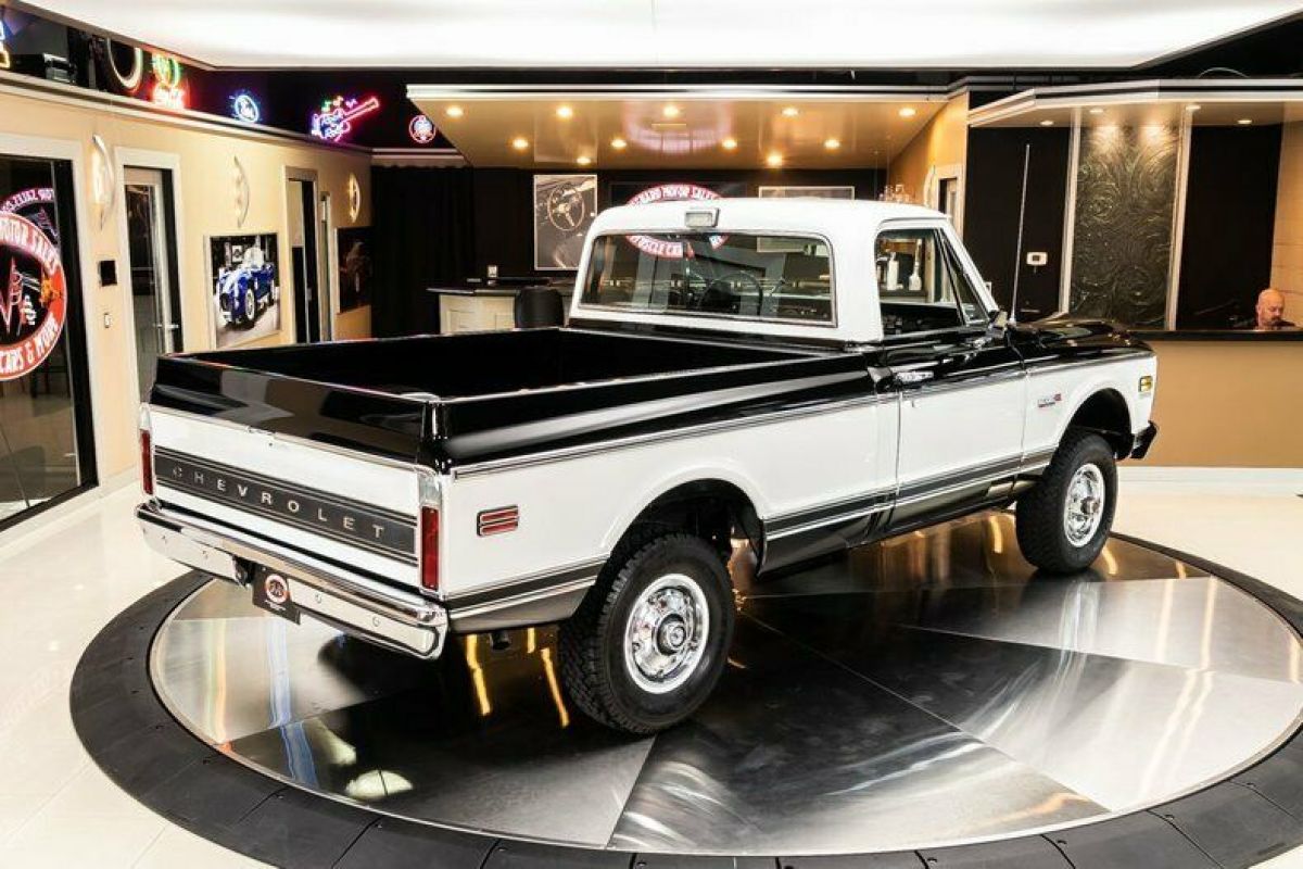 1972 Chevrolet K-10 4X4 Pickup - photo 11
