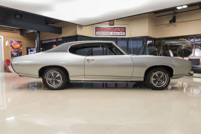 1969 Pontiac GTO - photo 10