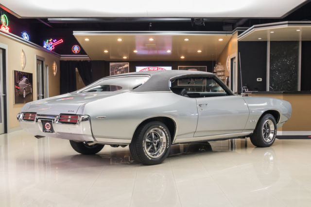 1969 Pontiac GTO - photo 11