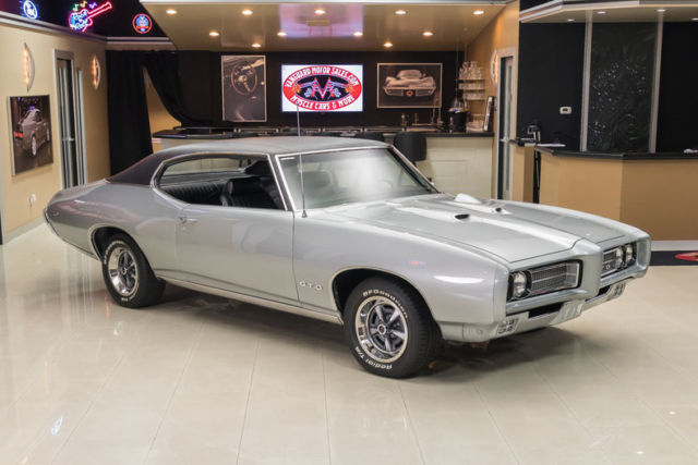 1969 Pontiac GTO - photo 9