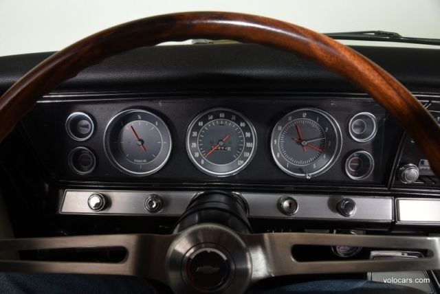 1967 Chevrolet Impala SS - photo 2