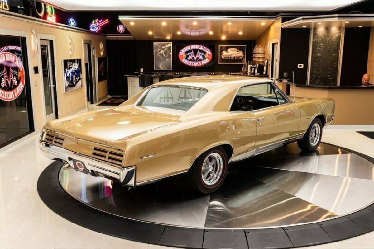 1967 Pontiac GTO - photo 13