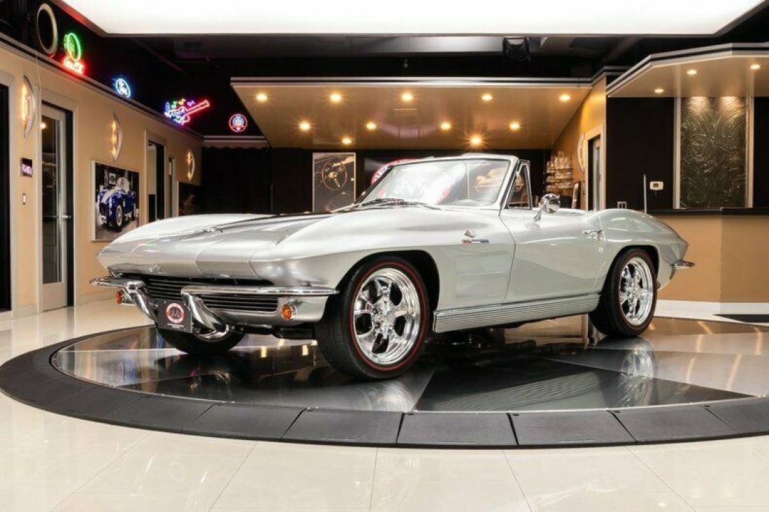 Frame-Off Restored Restomod! GM LS2 V8, 200R4 Automatic, PS, PB, 4W Disc, A/C 1963 Chevrolet Corvette Convertible Restomod