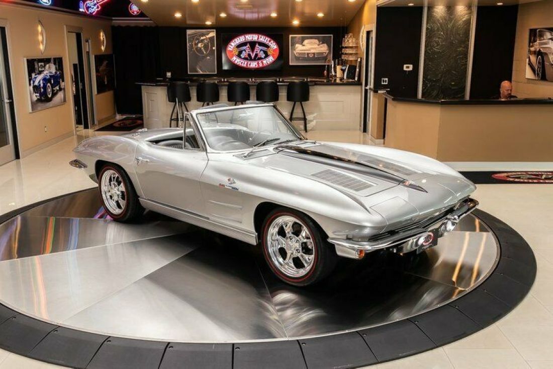 1963 Chevrolet Corvette Convertible Restomod - photo 13