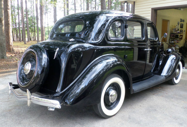 1936 Ford 4-Door sedan - photo 4