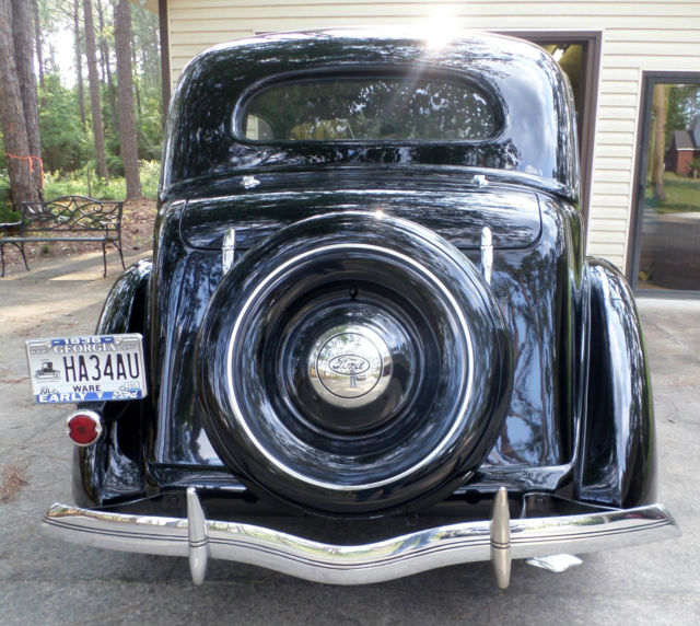 1936 Ford 4-Door sedan - photo 5