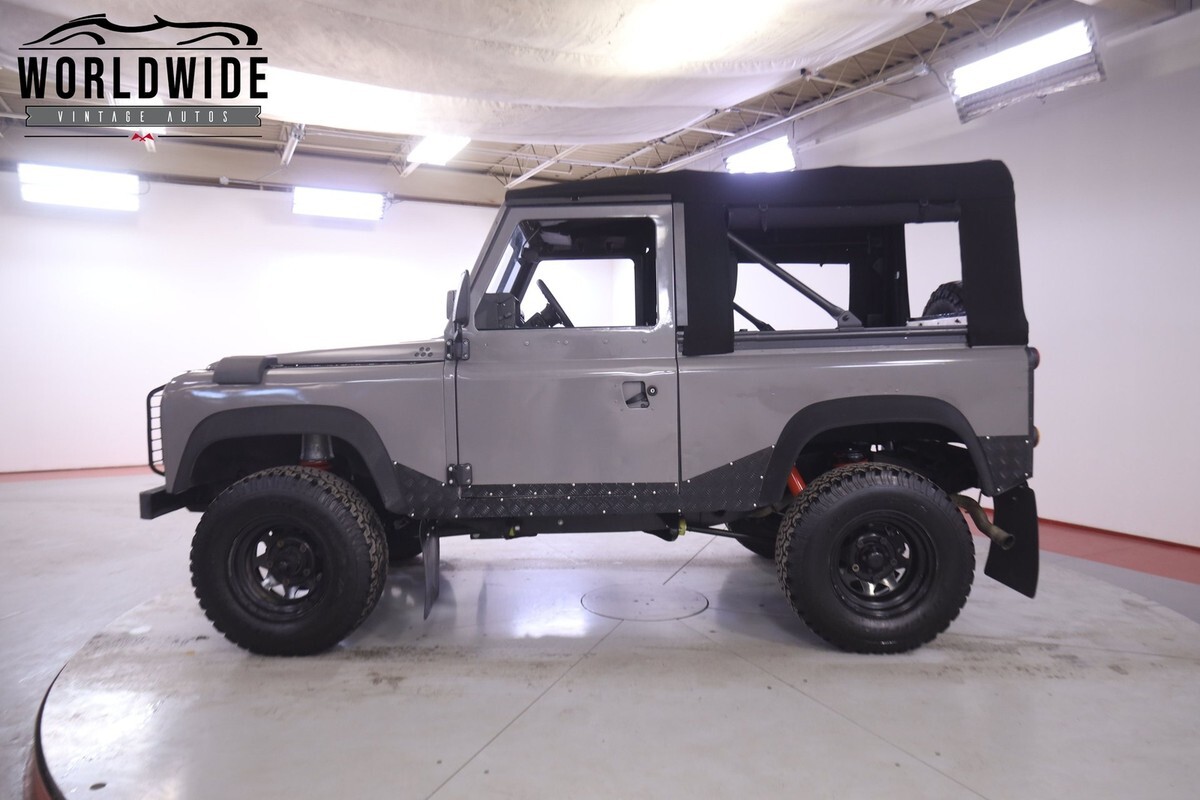 1984 Land Rover Defender 90 - photo 3