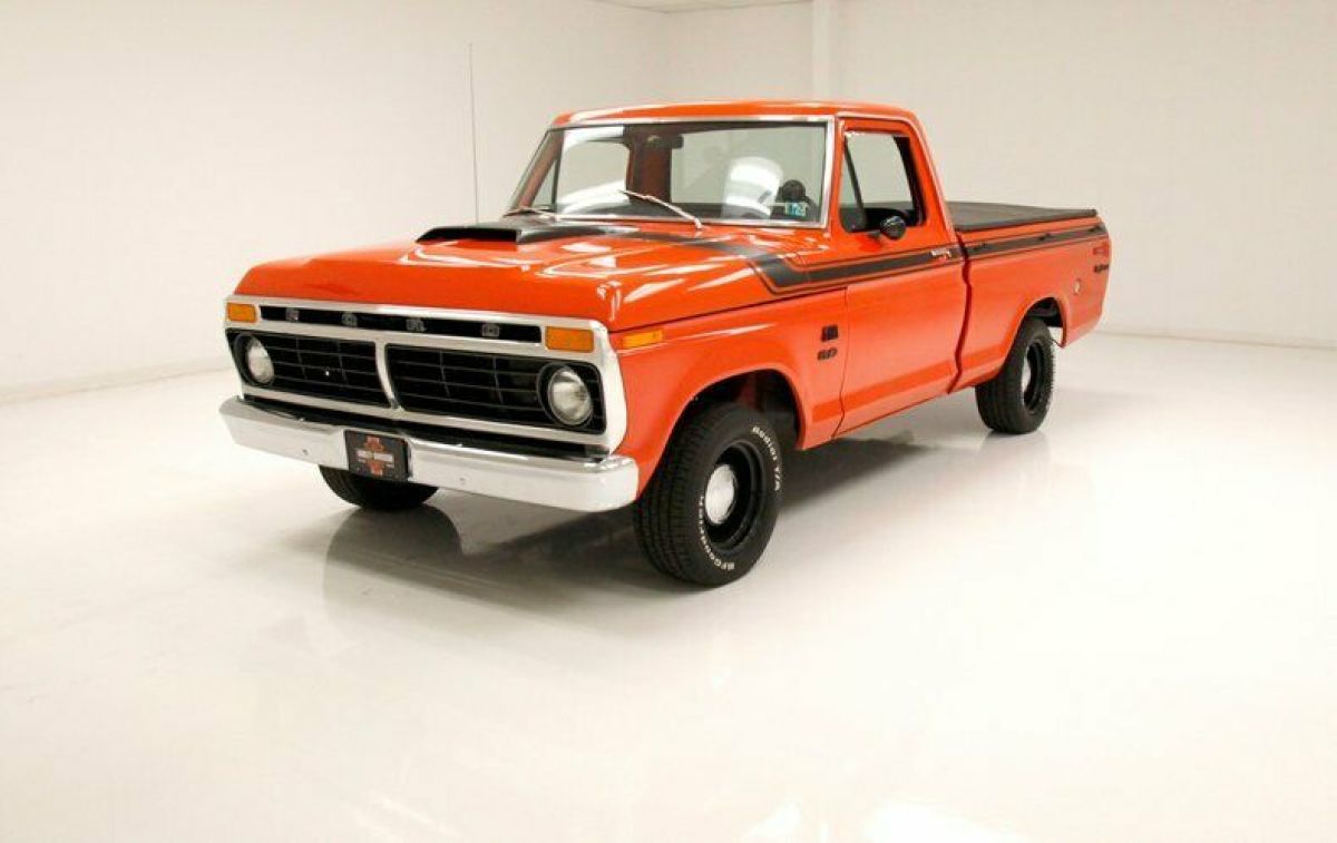 Frame Off Restored/Very Nice Condition/302ci V8 With Extras/Low Miles 1975 Ford F-100 Pickup