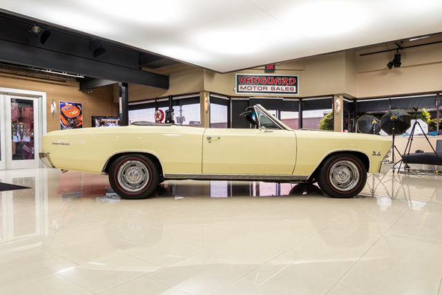 1966 Chevrolet Chevelle SS Convertible - photo 12